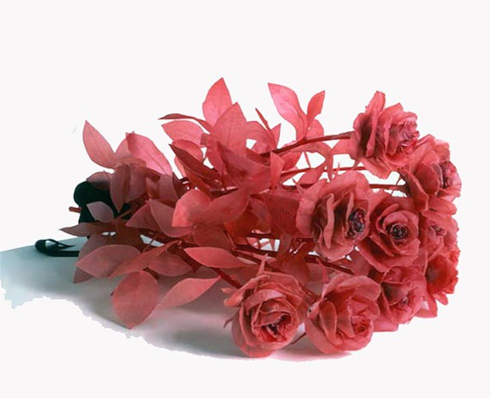 Edmeir, A Dozen Roses, 1998, Cast resins and satin ribbon