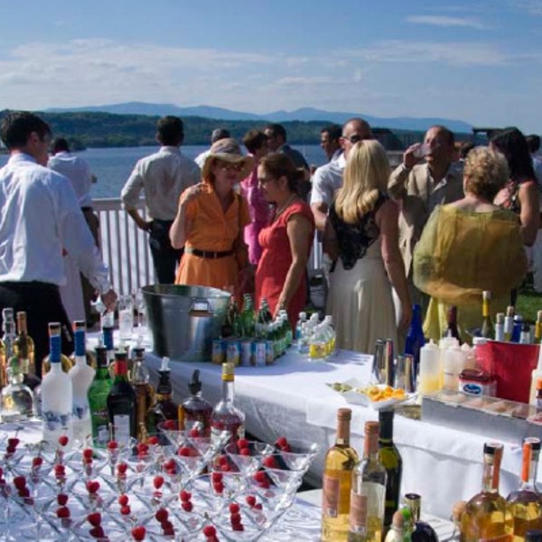 Enjoy the Rhinecliff Hotel this Spring!