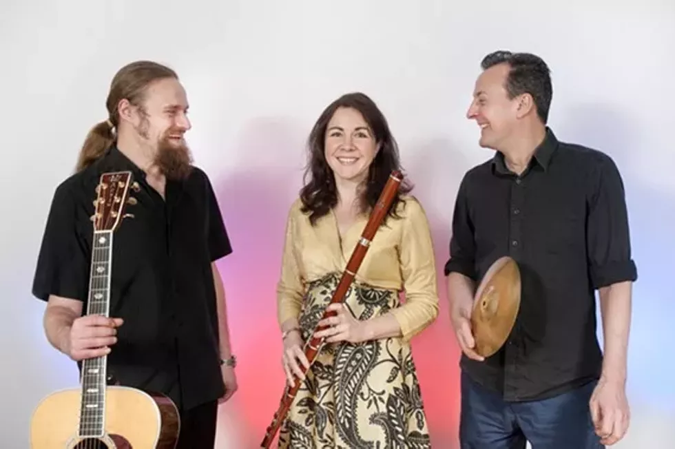 1b637d69_nuala_kennedy_band-1.webp