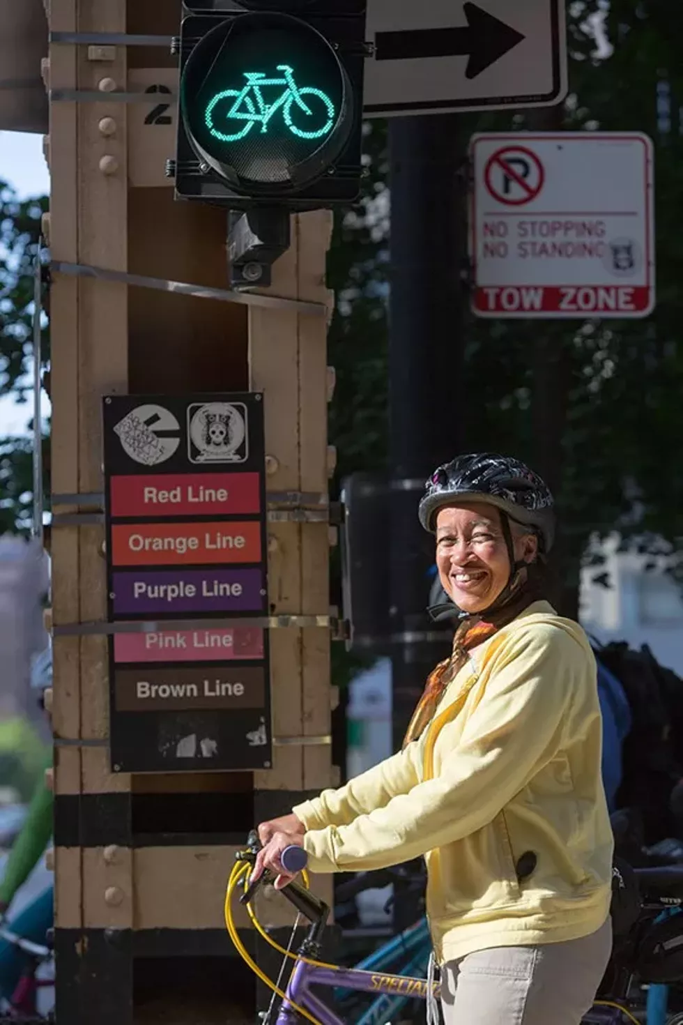 9f1cc96e_womanoncycle_greenlineproject.webp