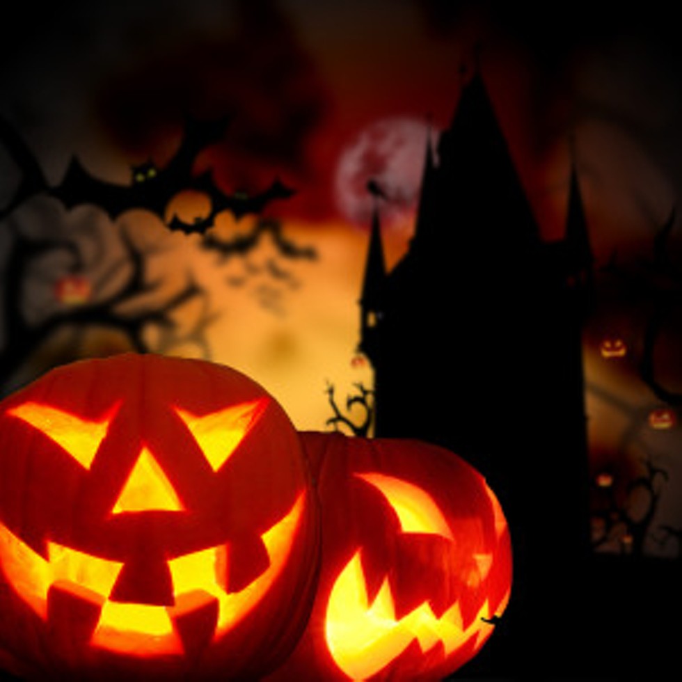 b0702df5_halloween-pumpkins-haunted-house-300x300.jpg