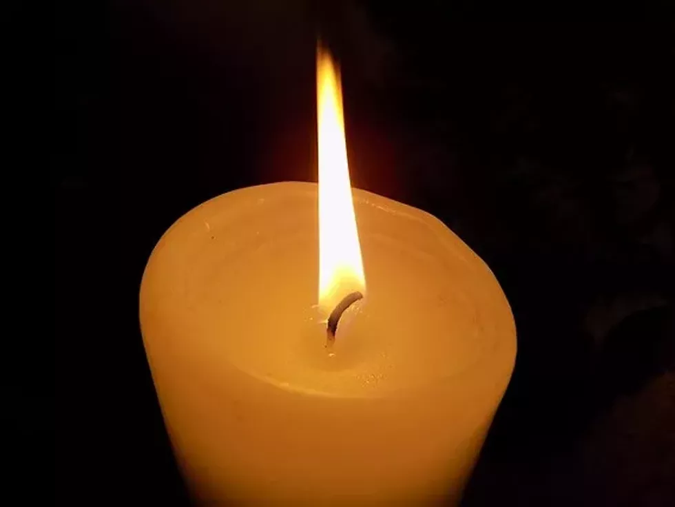 0a77b374_candle-1891200_640.webp