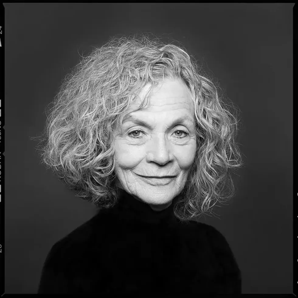 130fa63a_blackwhite_portrait.webp