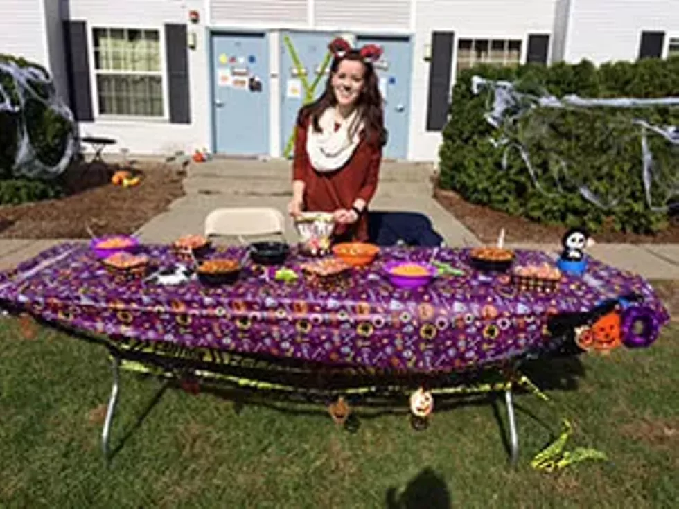 a2934026_safetrickortreat1.webp
