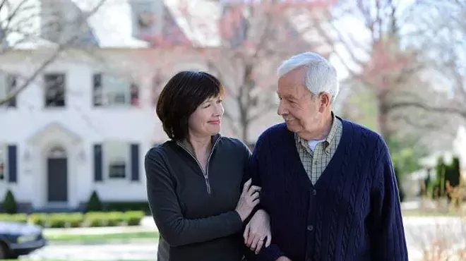 Image: Living with Alzheimer's for Middle-Stage Caregivers