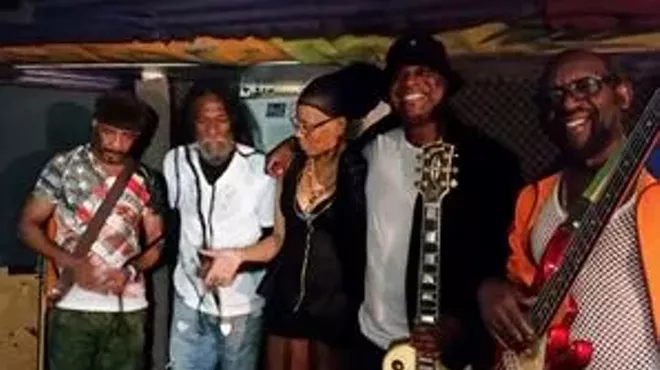 Image: Nami & di Crew