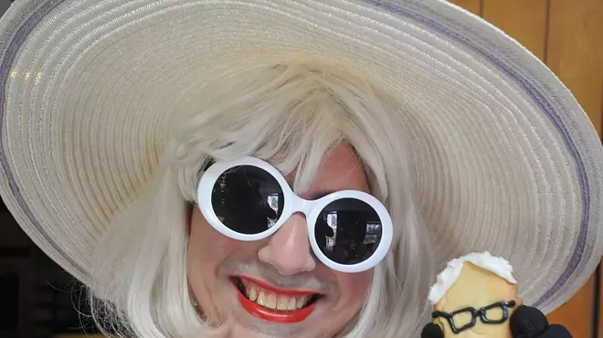 Image: Drag Queen Story Time with Trixie Starr