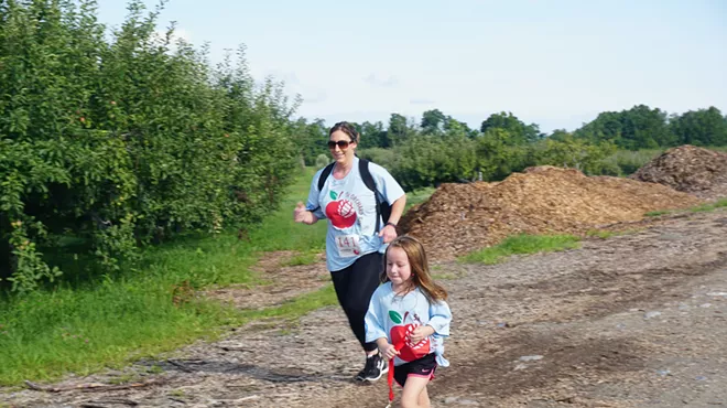 Image: 5K Orchard Run