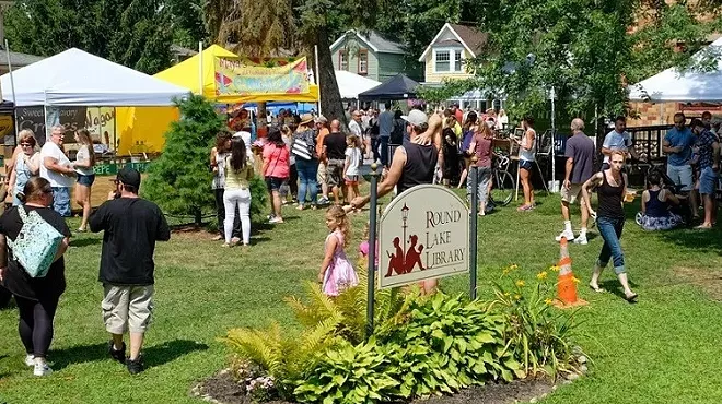 Image: Markets At Round Lake