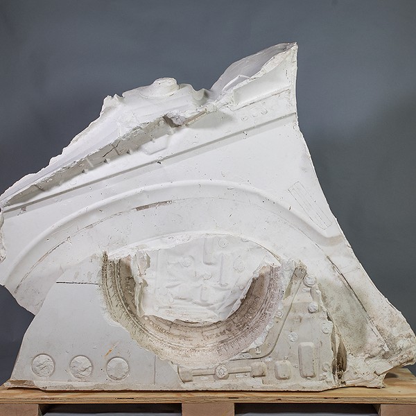 Calf, 2019 by Dan Devine. Cast plaster, 43x55x12 inches