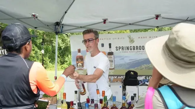 Image: 15th Putnam County Wine & Food Fest