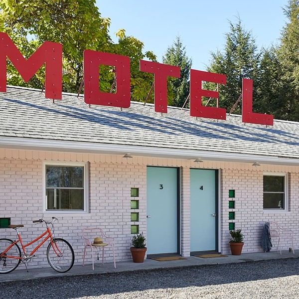 A Star Reborn: Borscht Belt-era Starlite Motel in Kerhonkson, NY Gets New Life