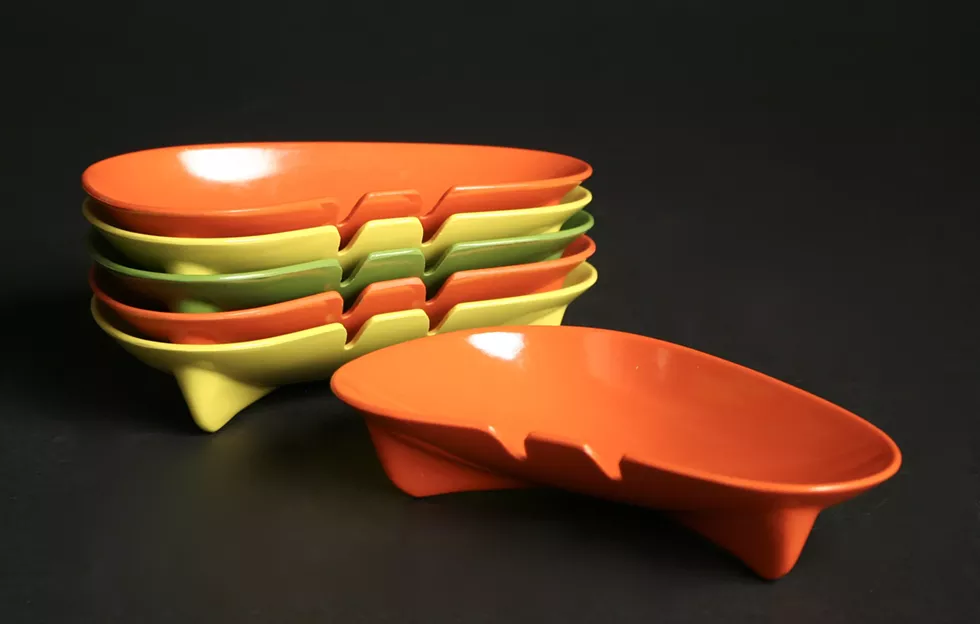 Stack of Kaye LeMoyne "styled" melamine ashtrays, IMoDD 2020.58