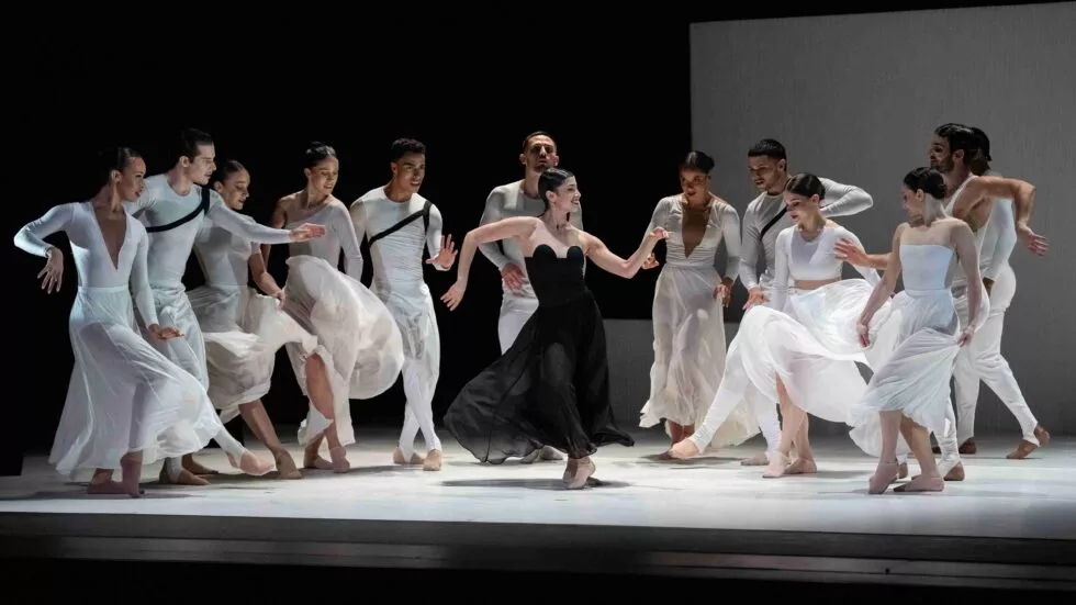 Ballet Hisp&aacute;nico New York CARMEN.maquia