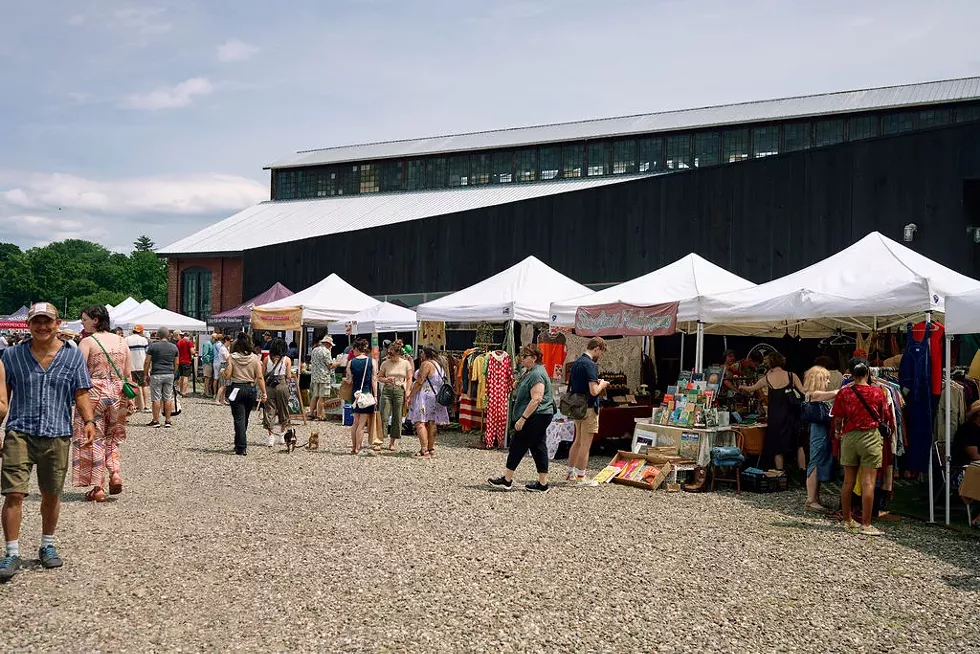 This market is one of the biggest flea markets in the area.
