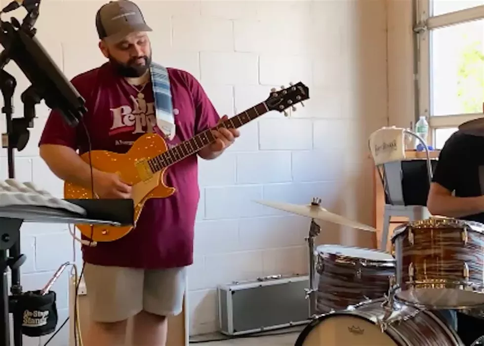 Jamming at Hudson Ale Works