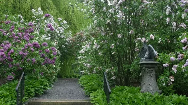 Image: Clermont Grounds and Gardens Tour