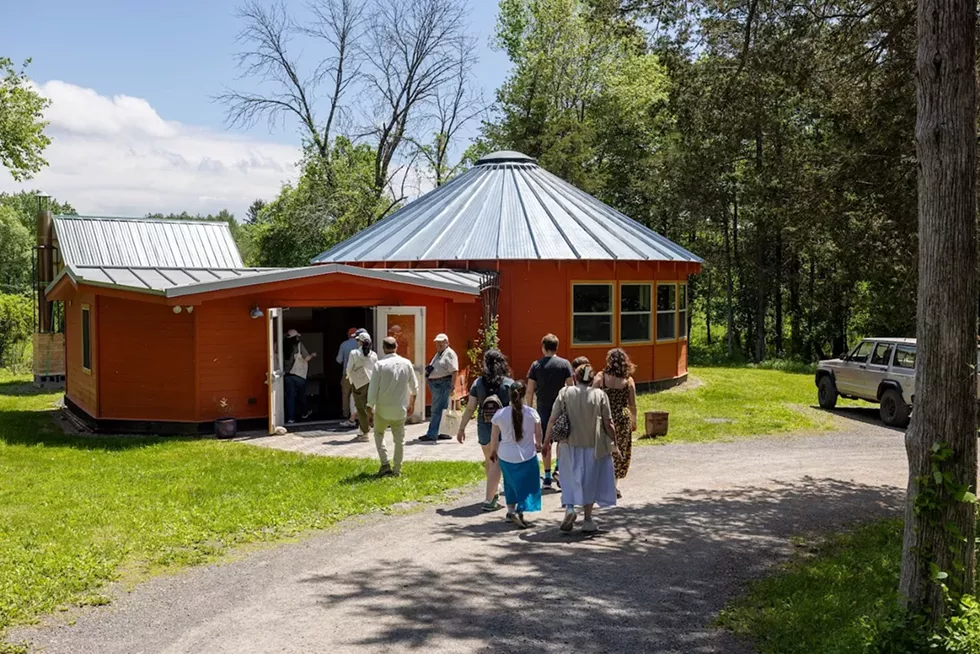 Tour arrives at the Triform Pottery Studio