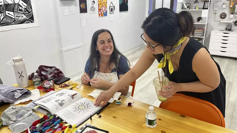 Kirsten Nunez teaches embroidery at That Creative Space
