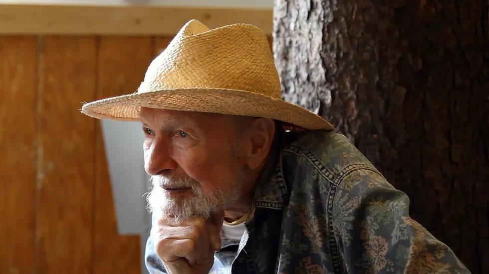 PETE SEEGER