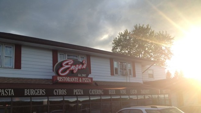 Enzo's Ristorante & Pizza in Kingston: Gluten-free pizza & family friendly