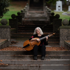Image: Evy in the Garden