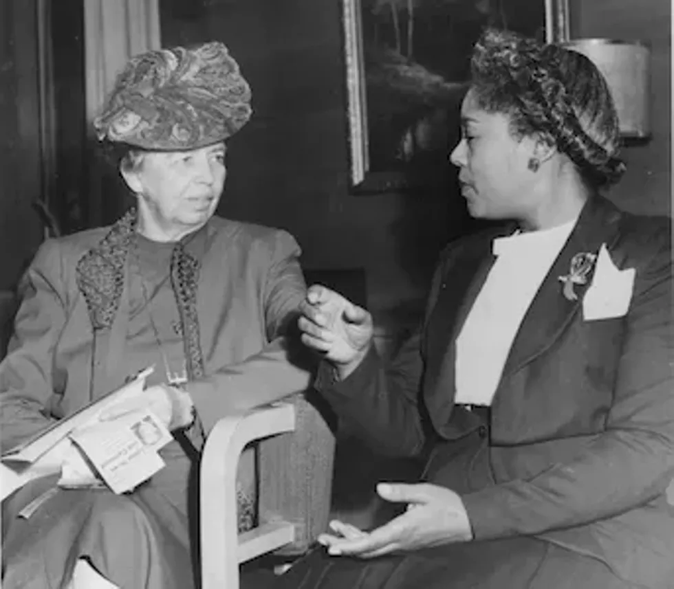 Mabel Fuller and First Lady Eleanor Roosevelt meeting during WWII to discuss ILGWU war relief effort (detail), c. 1943