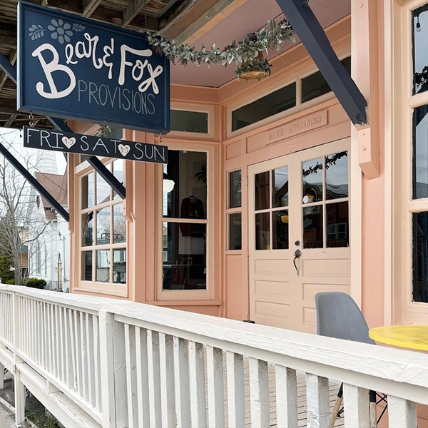 Floofy Coffee &amp; Killer Egg Sandwiches at Bear &amp; Fox Provisions in Tannersville