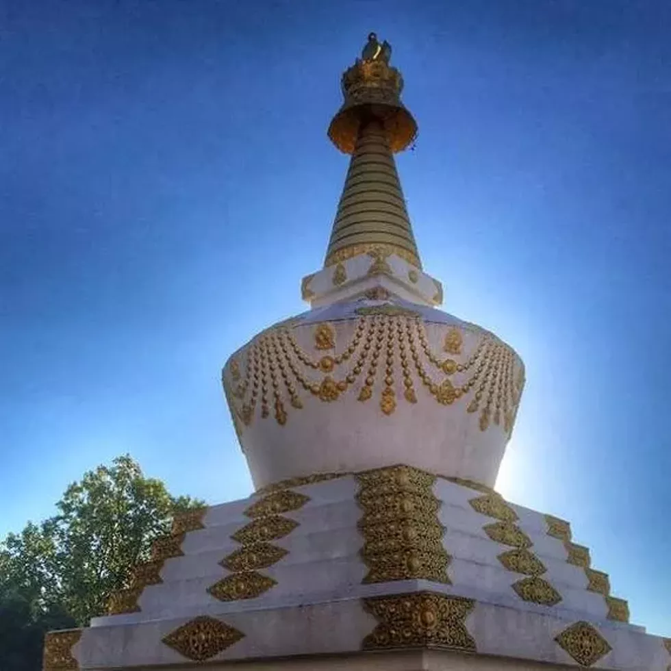 79a83d3c_stupa.webp