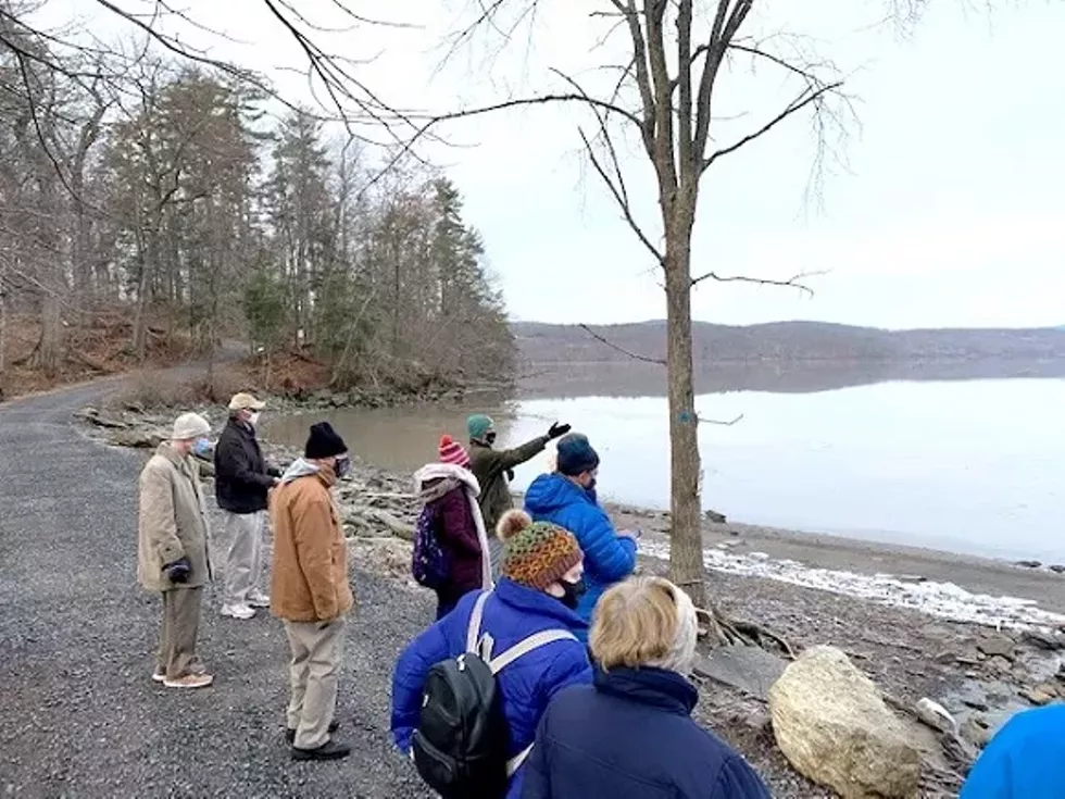 staatsburgh-hiking.webp