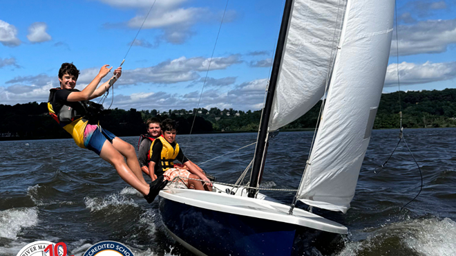 Image: High School Sailing Club