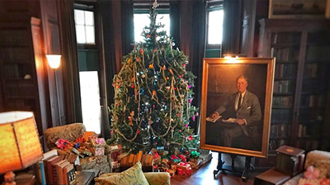 Image: Holiday Open House Events: Decorations, Children's Reading Festival, Cards for Sailors, Santa and Refreshments