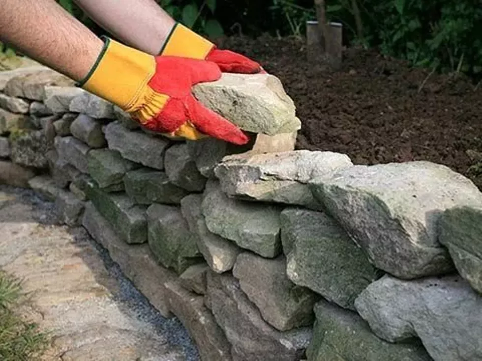 sourcing-the-construction-materials-alexander-1-1.webp