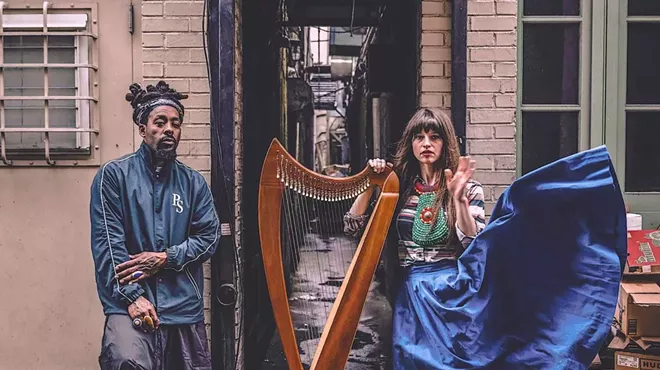 Image: K&uuml;f Knotz & Christine Elise / Belle-Skinner