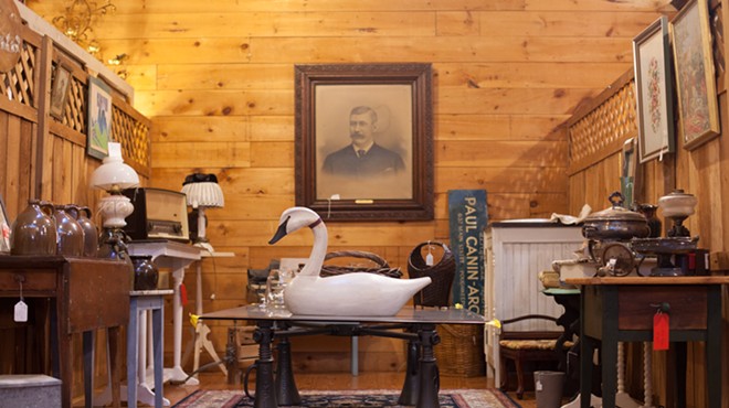 Lovers of Antiquities Head to Hyde Park Antiques Center Posthaste (2)