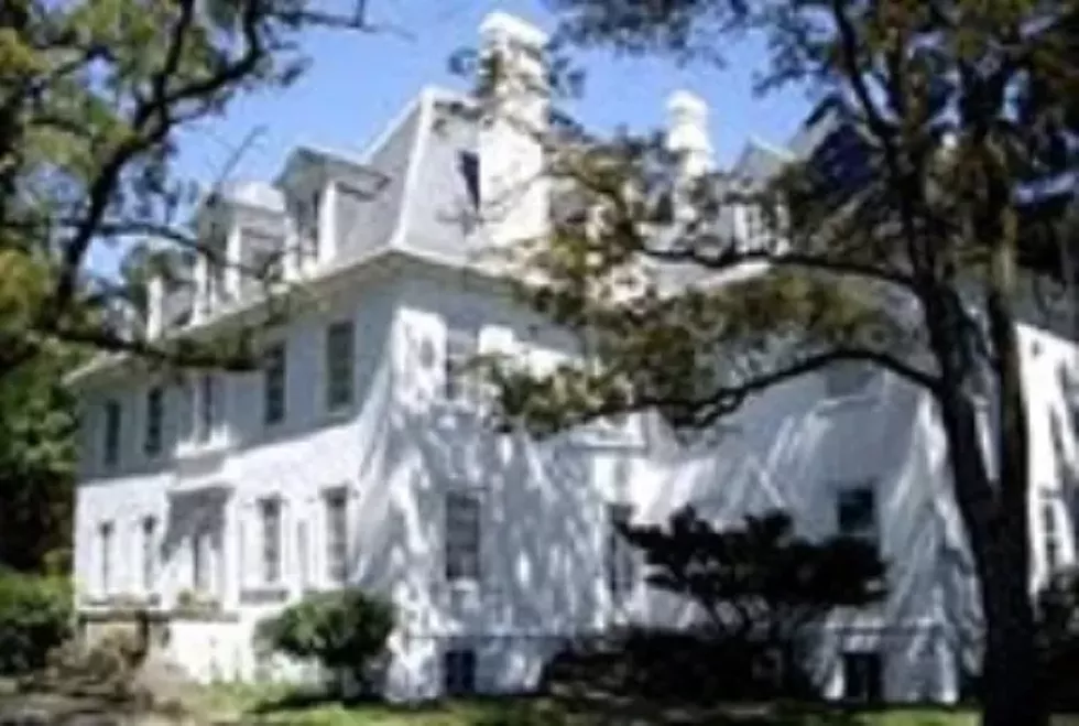 clermont-mansion.webp