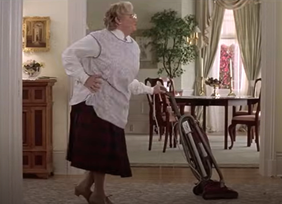 mrs._doubtfire_dance.png