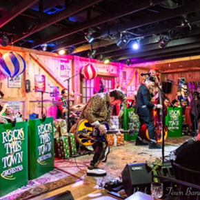 Image: Rock This Town Orchestra Christmas Spectacular (Night One)