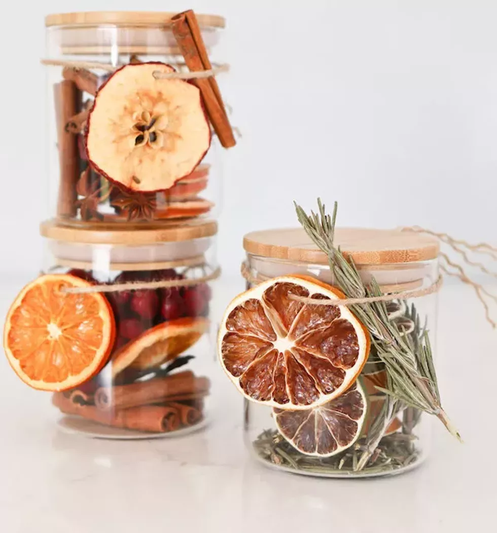 stovetop-potpourri.webp