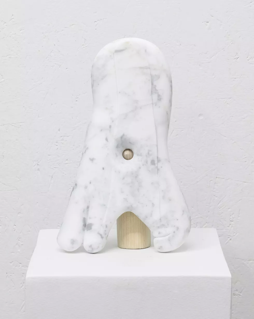 Angela Conant, "Freestand", 2019
