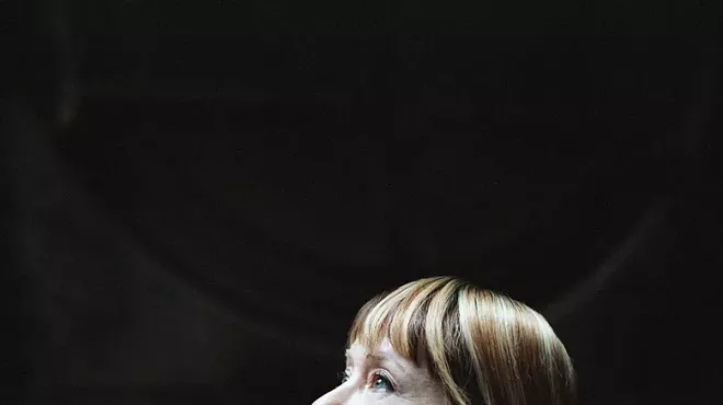 Image: Suzanne Vega at the Ridgefield Playhouse