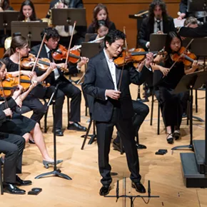 Image: The Hotchkiss Philharmonic Orchestra with Siqing Lu, violin and Fabio Witkowski, conductor