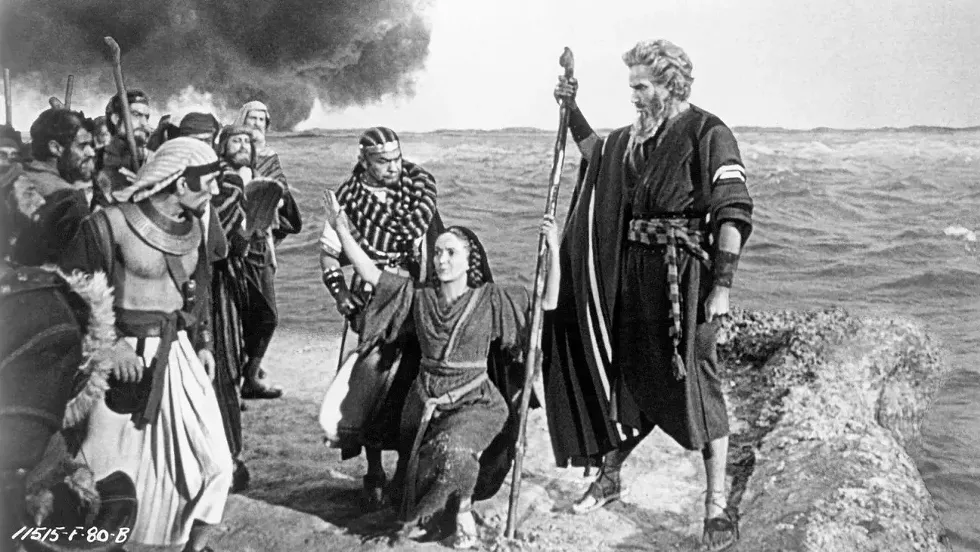the_ten_commandments_-_h_-_1956.webp
