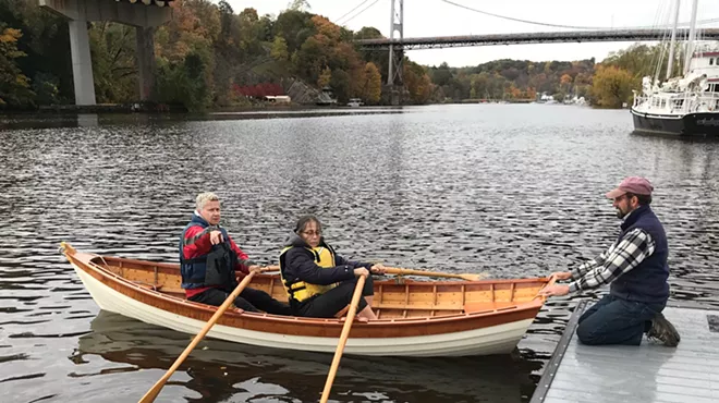 Image: Traditional Rowing 2