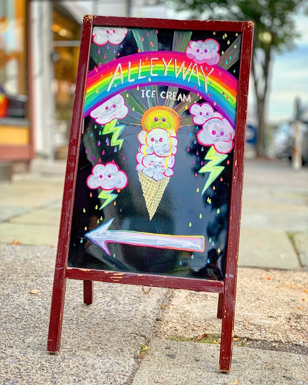 Alleyway Ice Cream: A Pocket-Sized Ice Cream Parlor in Saugerties