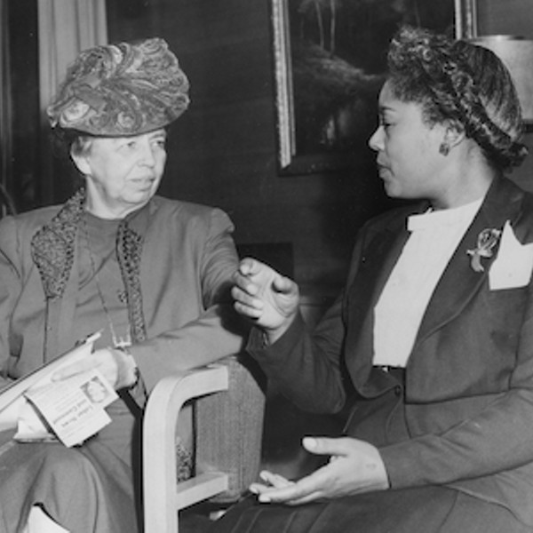 Mabel Fuller and First Lady Eleanor Roosevelt meeting during WWII to discuss ILGWU war relief effort (detail), c. 1943