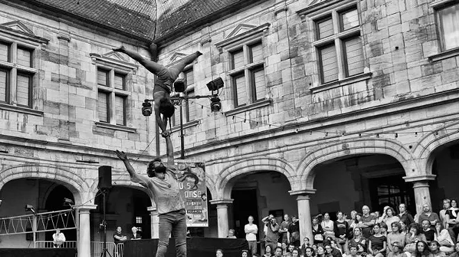 Image: U.S. Premiere: "Phasmes" and "H&ecirc;tre" by French Circus company Libertivore