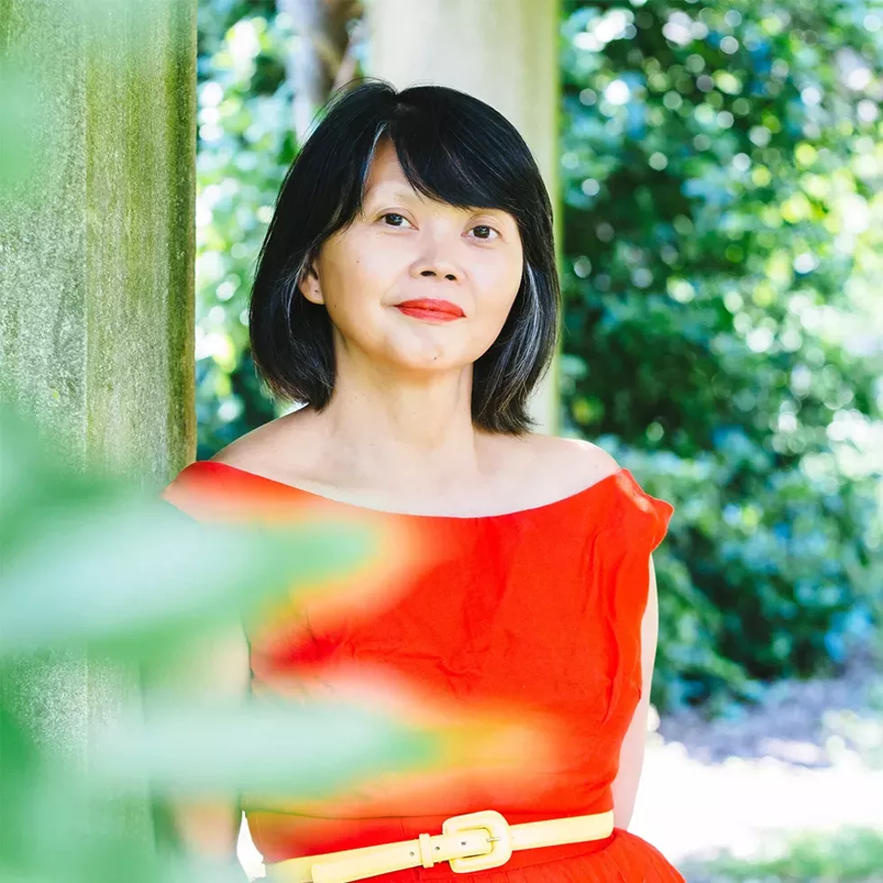 Gina Apostol