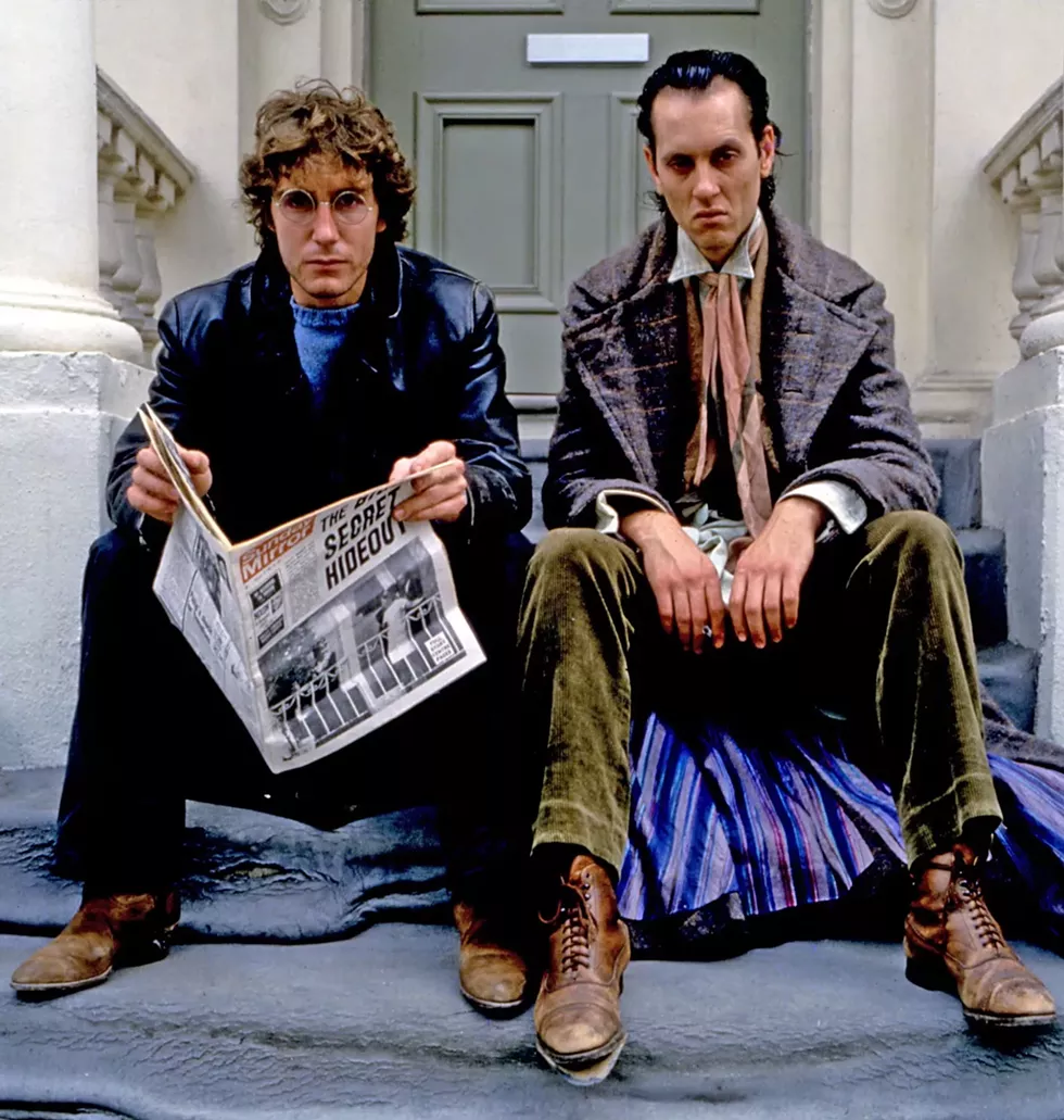 withnail_stoop.webp