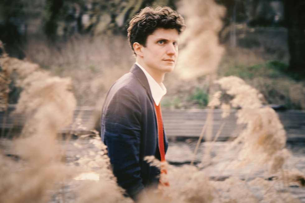Zolt&aacute;n Fej&eacute;rv&aacute;ri, piano